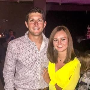 Meet your Posher, Caitlin